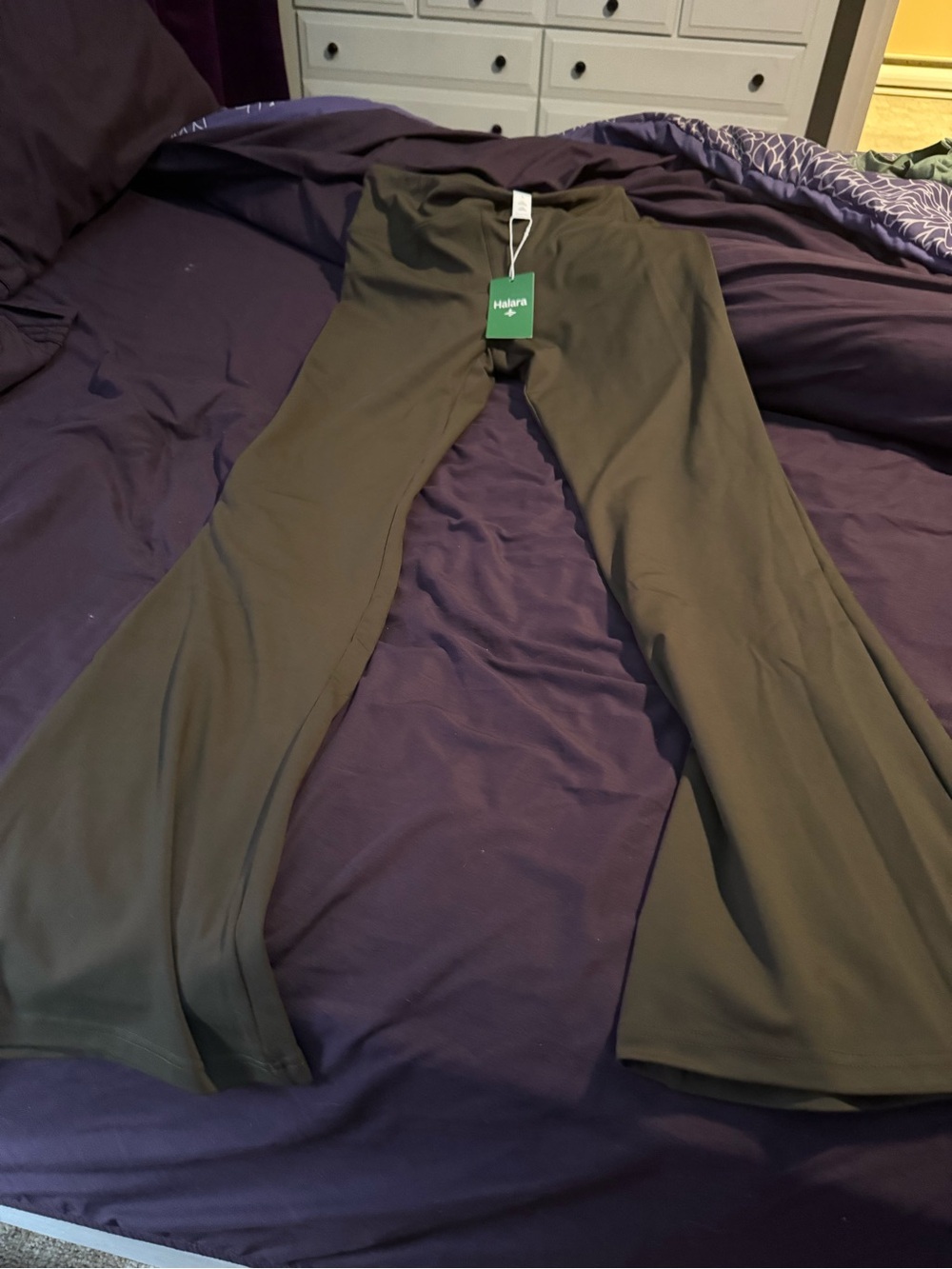 HALARA Olive Stretch Flare Pants